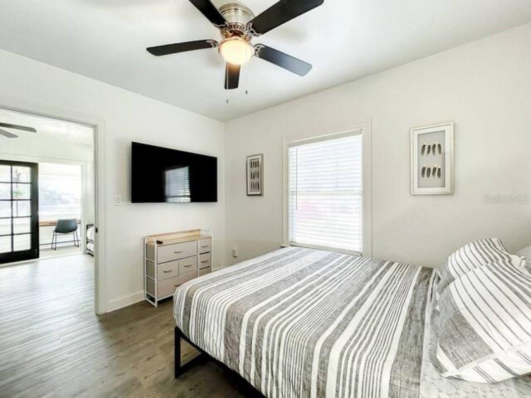 O6120049 Property Photo 4