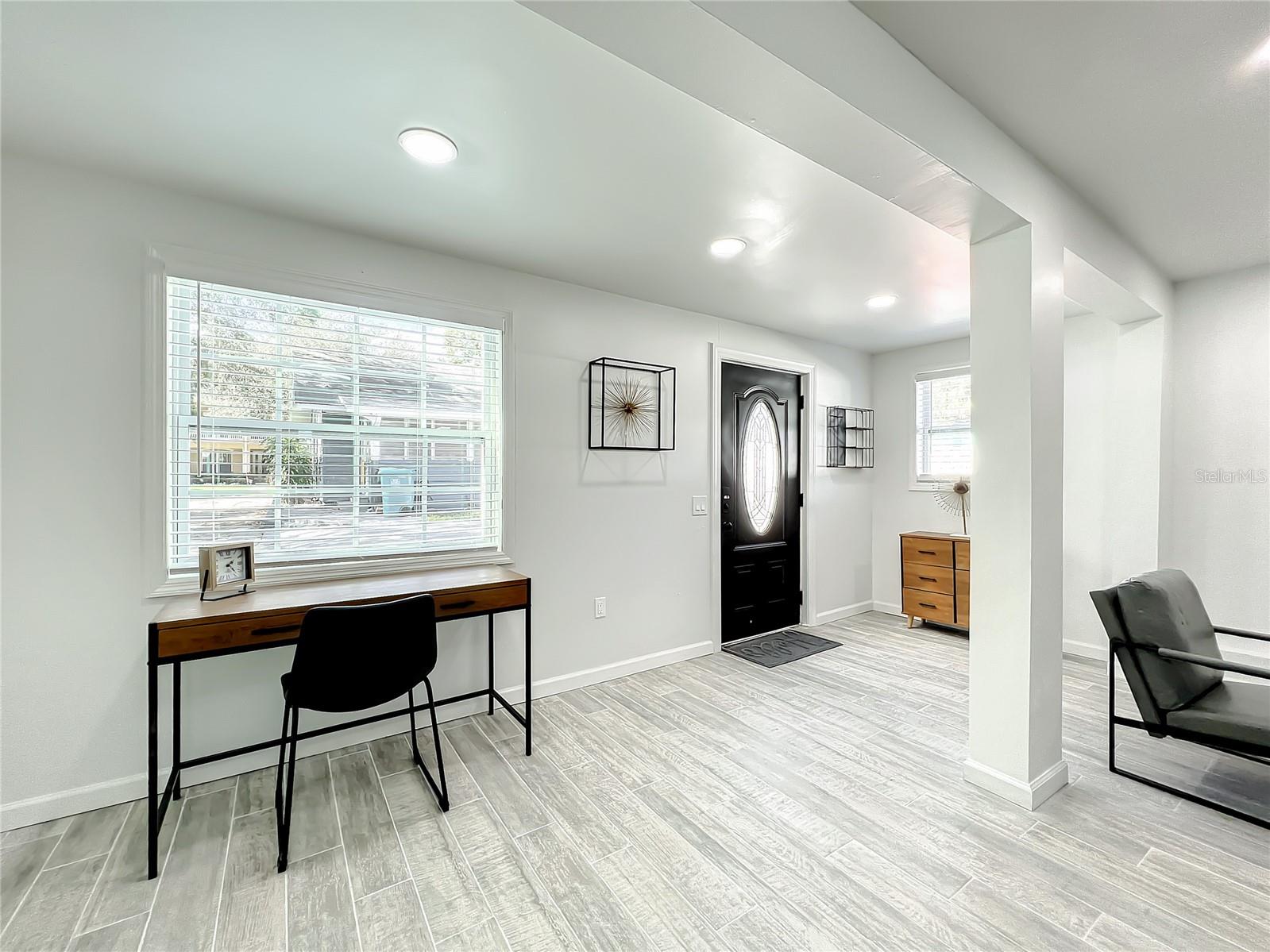 O6120670 Property Photo 17