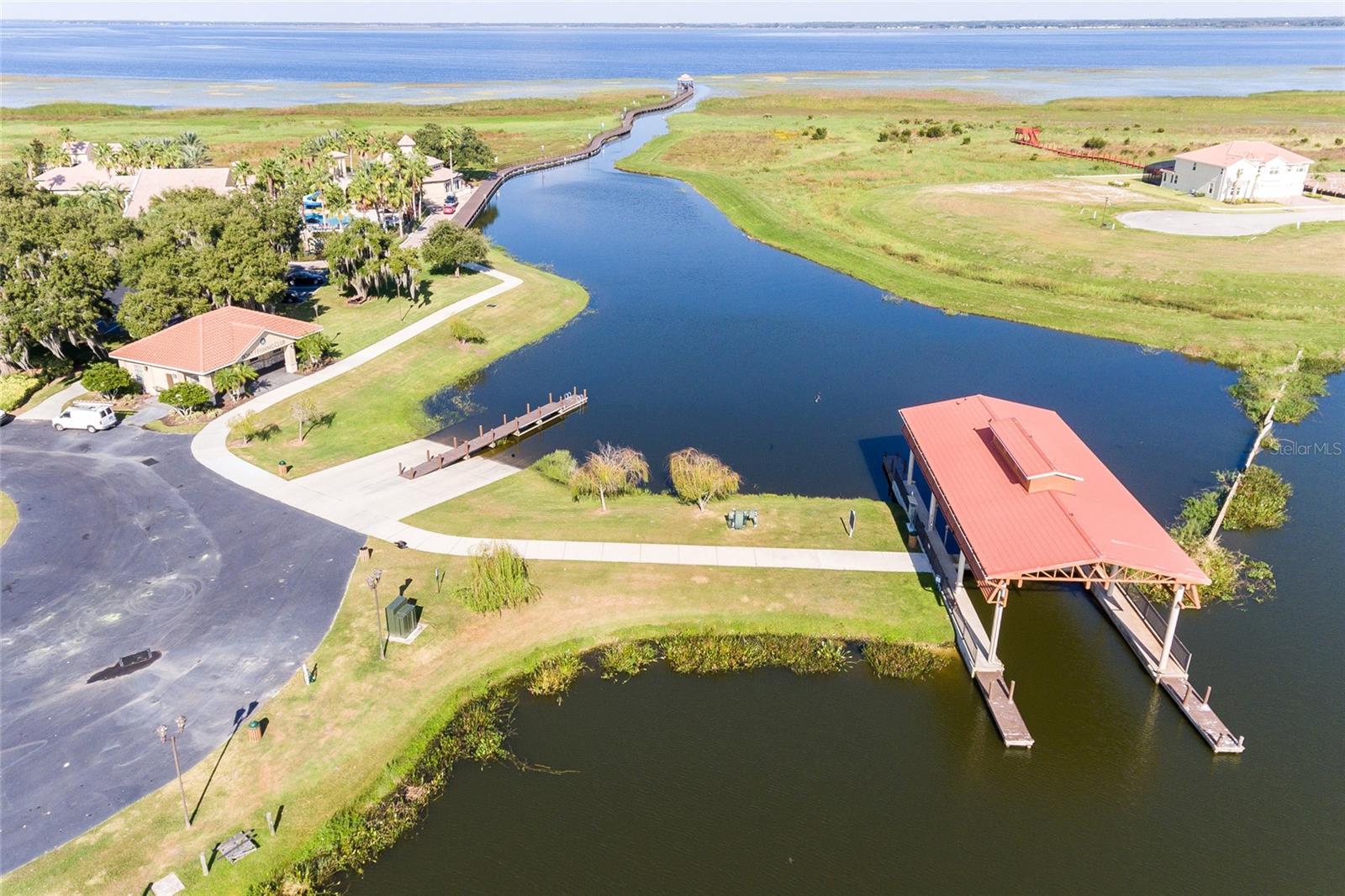3877 Shoreside Dr Property Photo 40