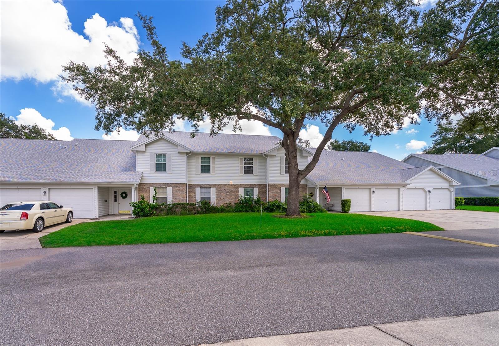 5301 White Cliff Ln #1005 Property Photo 1