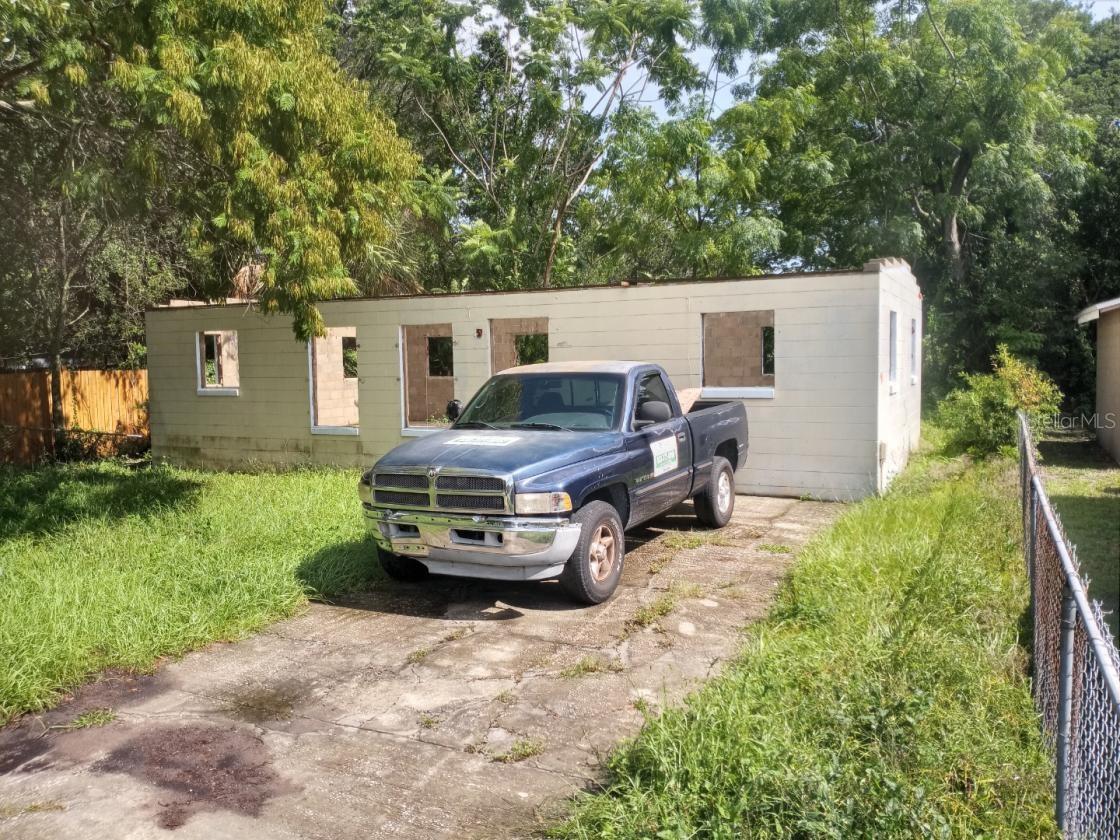 4022 Shellman St Property Photo 3
