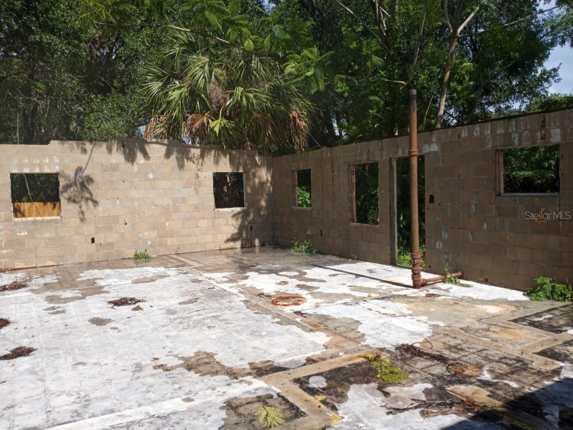4022 Shellman St Property Photo 8