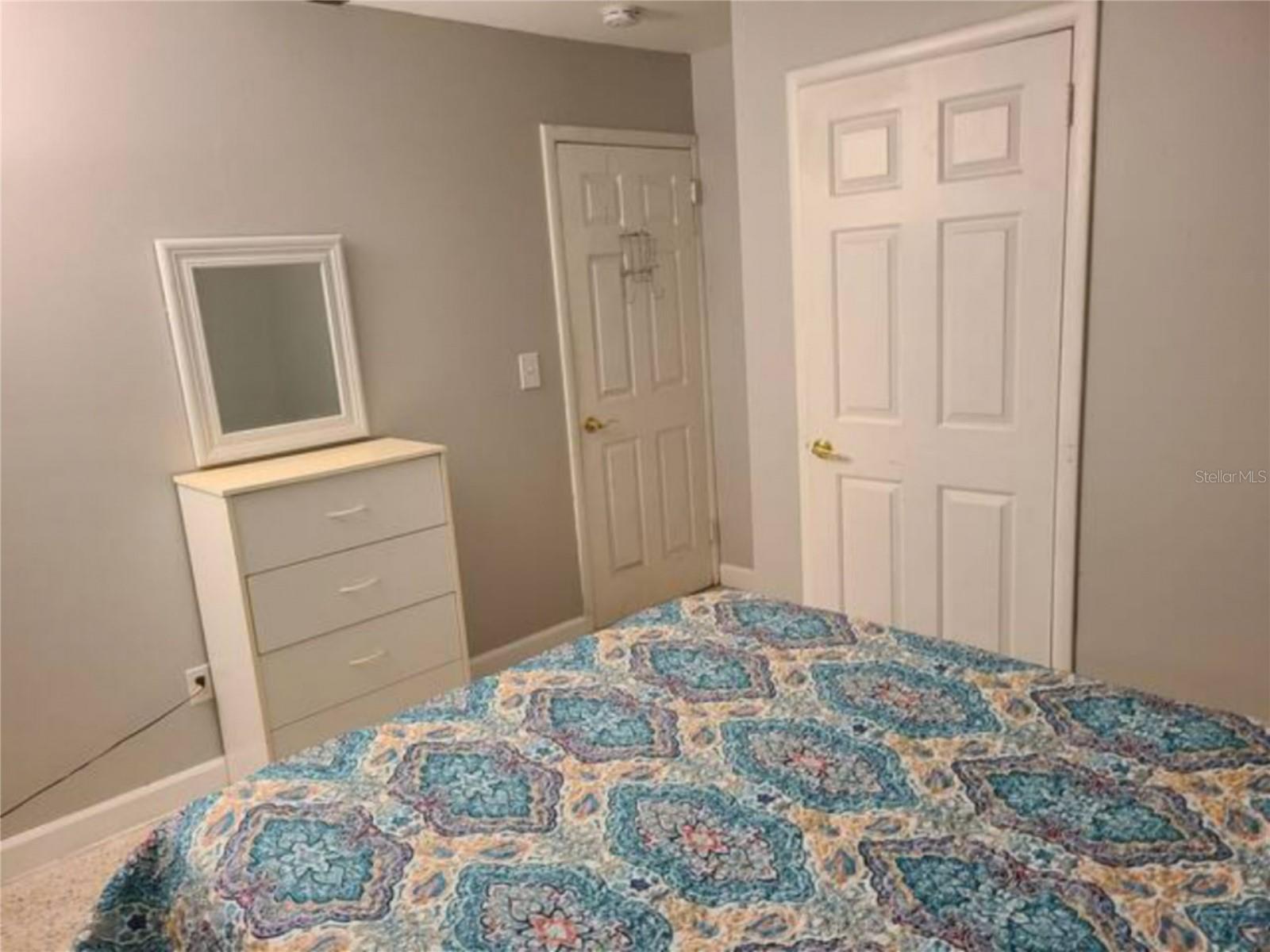 5699 Se 44th Avenue Property Photo 9
