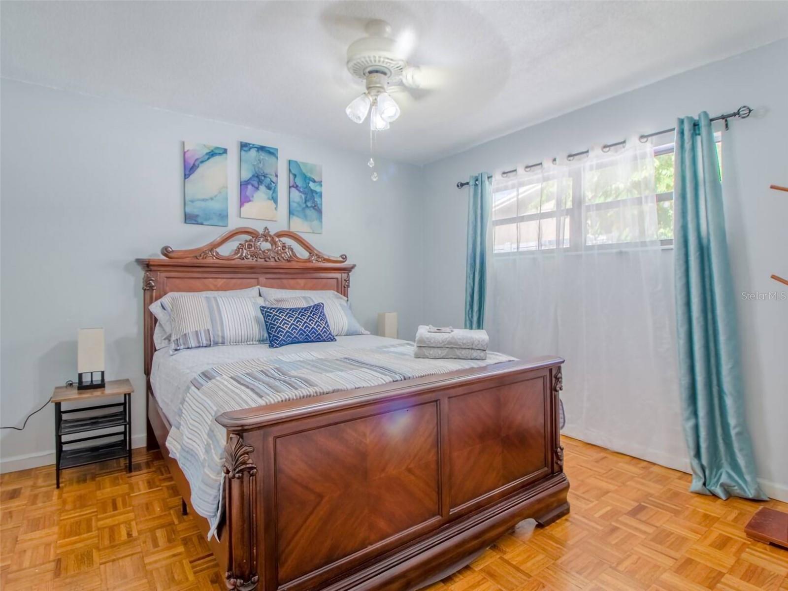 O6135015 Property Photo 11