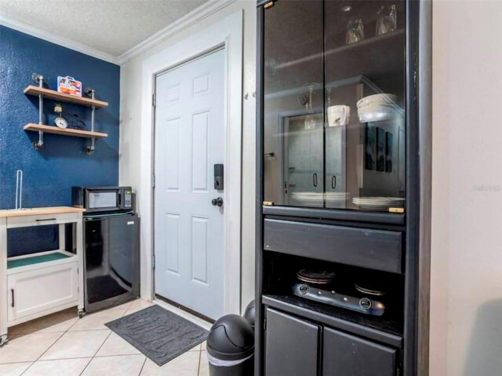 O6135476 Property Photo 10