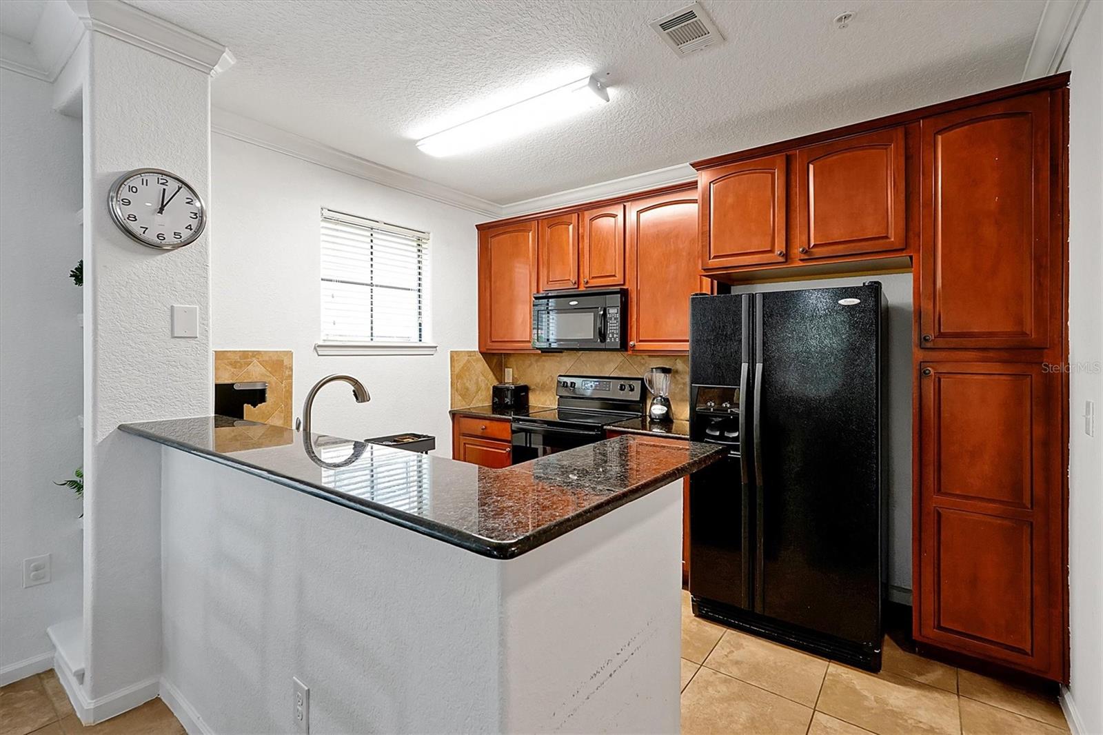 904 Charo Pkwy #518 Property Photo 7