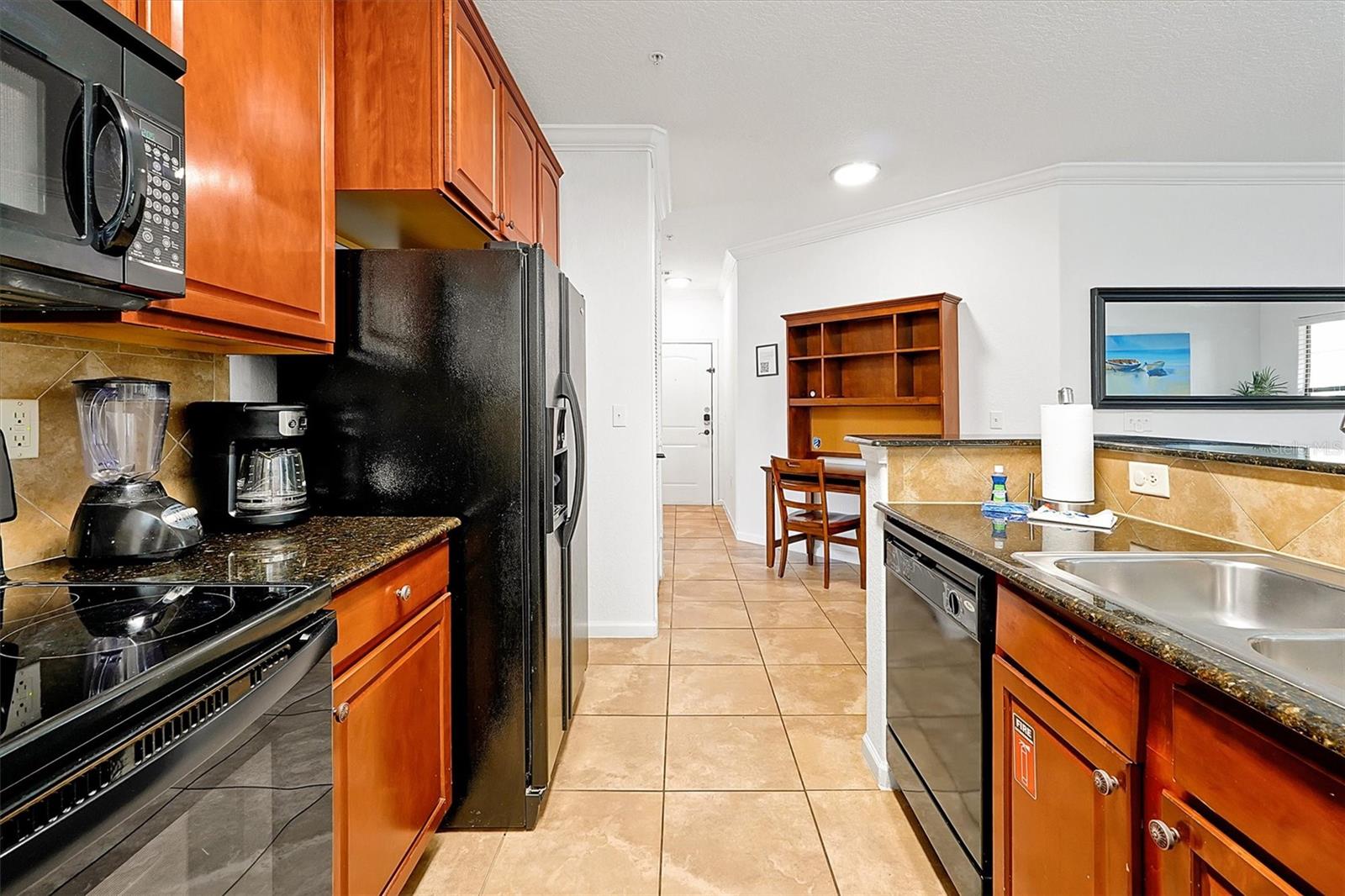 904 Charo Pkwy #518 Property Photo 10