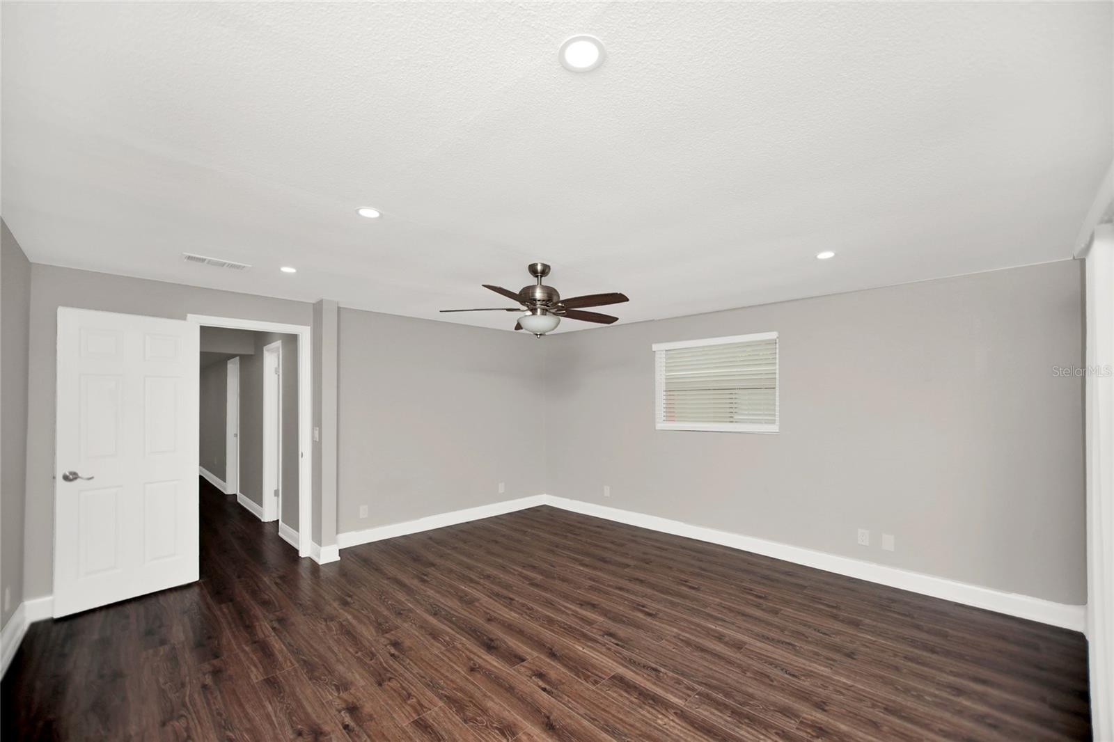 749 Timor Avenue Property Photo 27