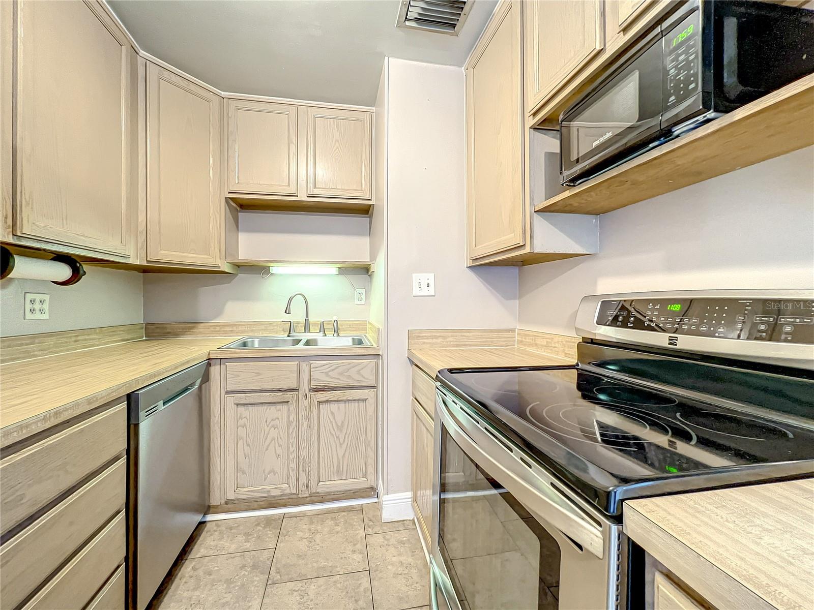 4922 Cliveden Drive Property Photo 18