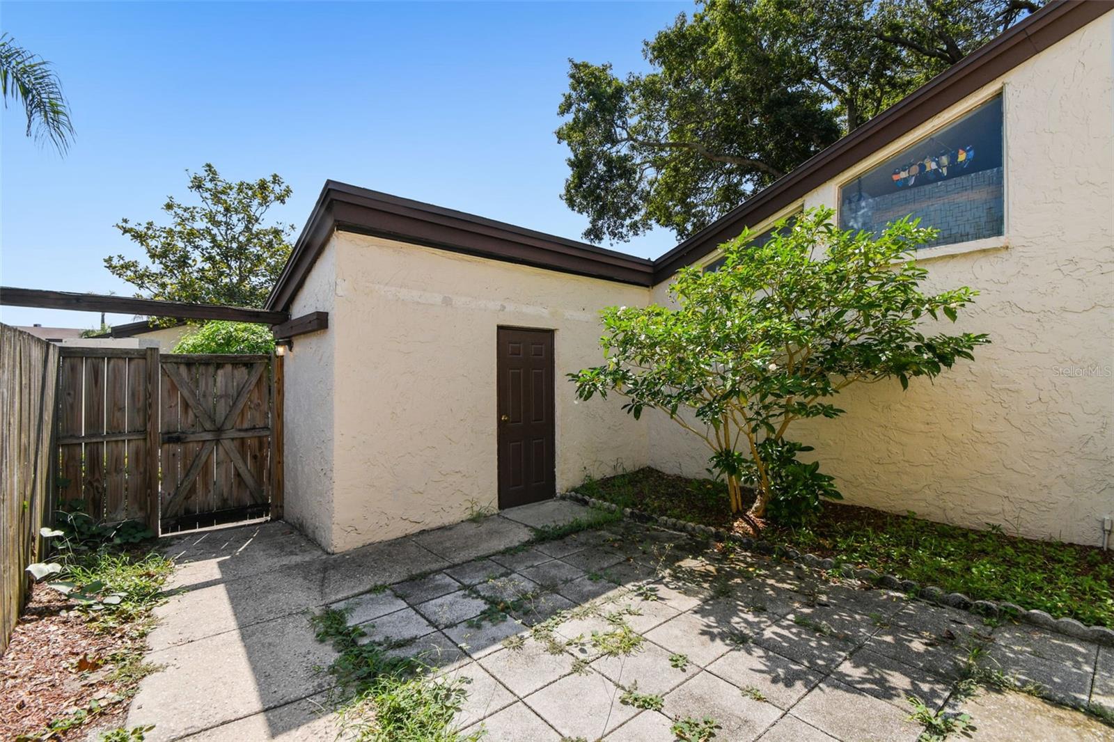 1881 N Hercules Avenue #803 Property Photo 4