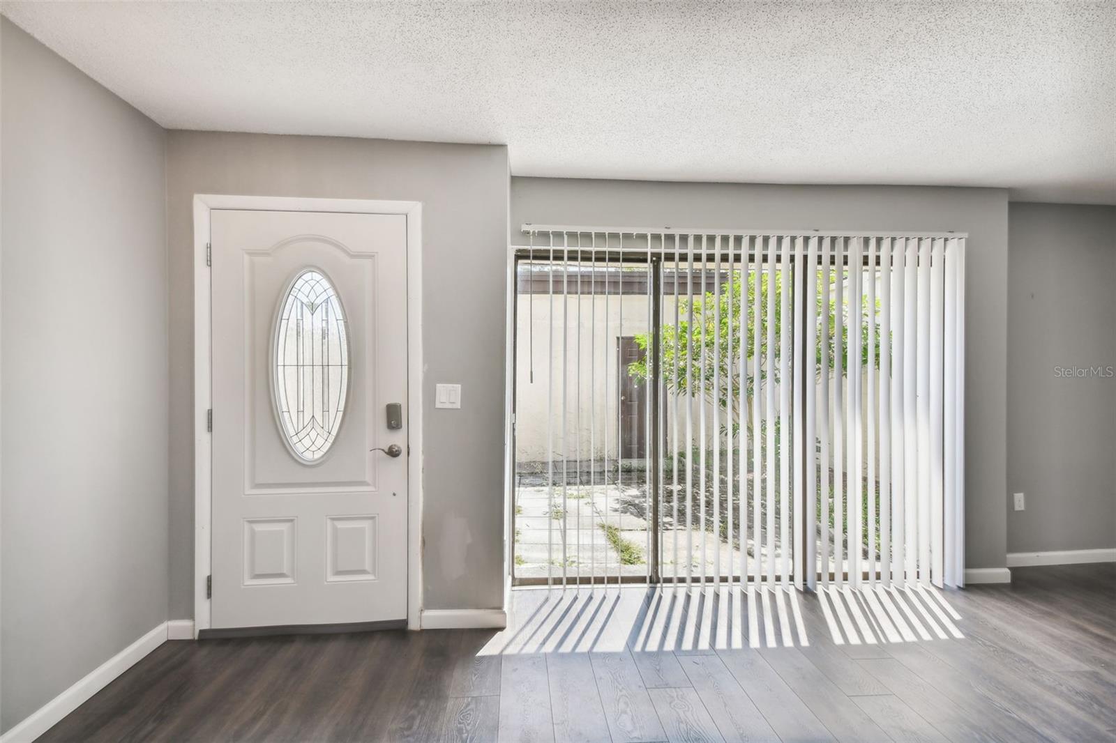 1881 N Hercules Avenue #803 Property Photo 5