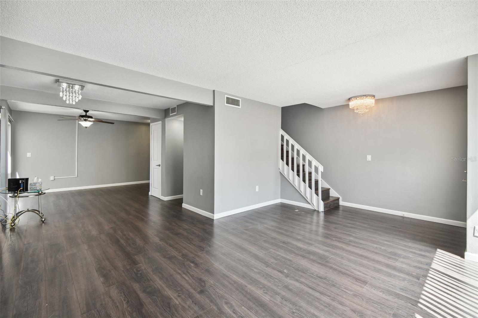 1881 N Hercules Avenue #803 Property Photo 6