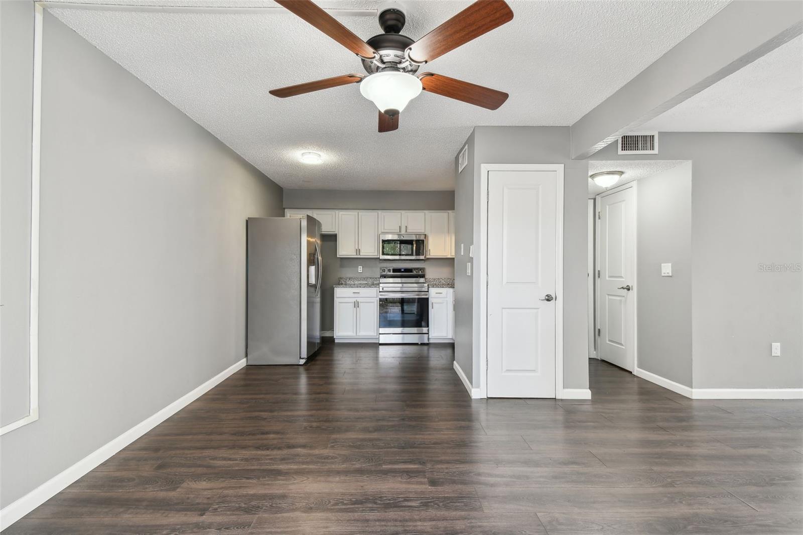 1881 N Hercules Avenue #803 Property Photo 20