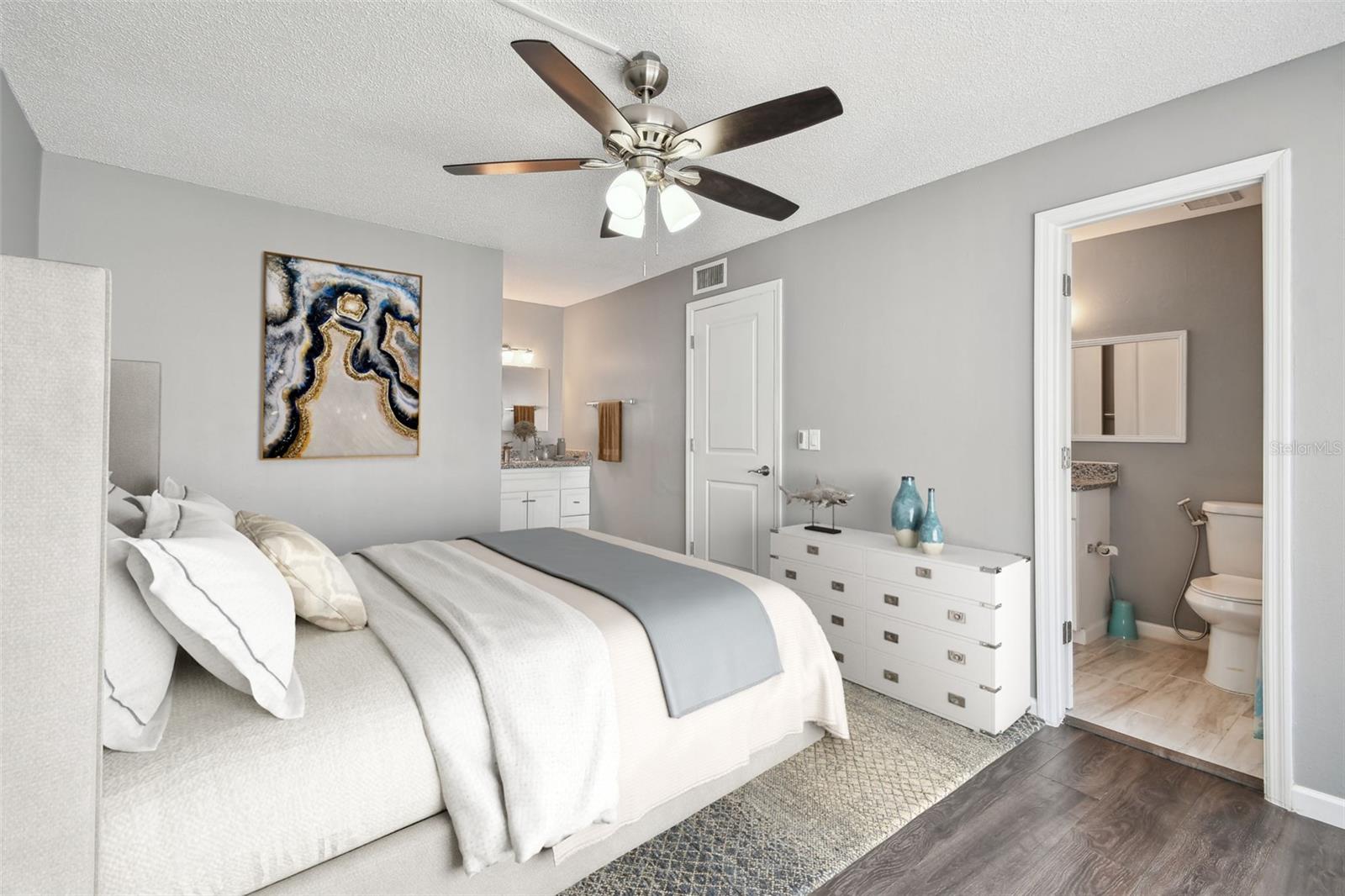 1881 N Hercules Avenue #803 Property Photo 30