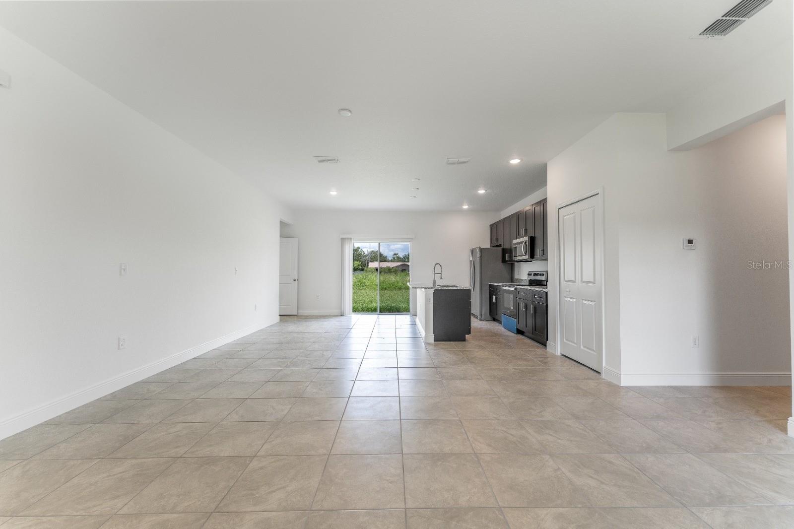 4033 Sw 139th Street Road Property Photo 5