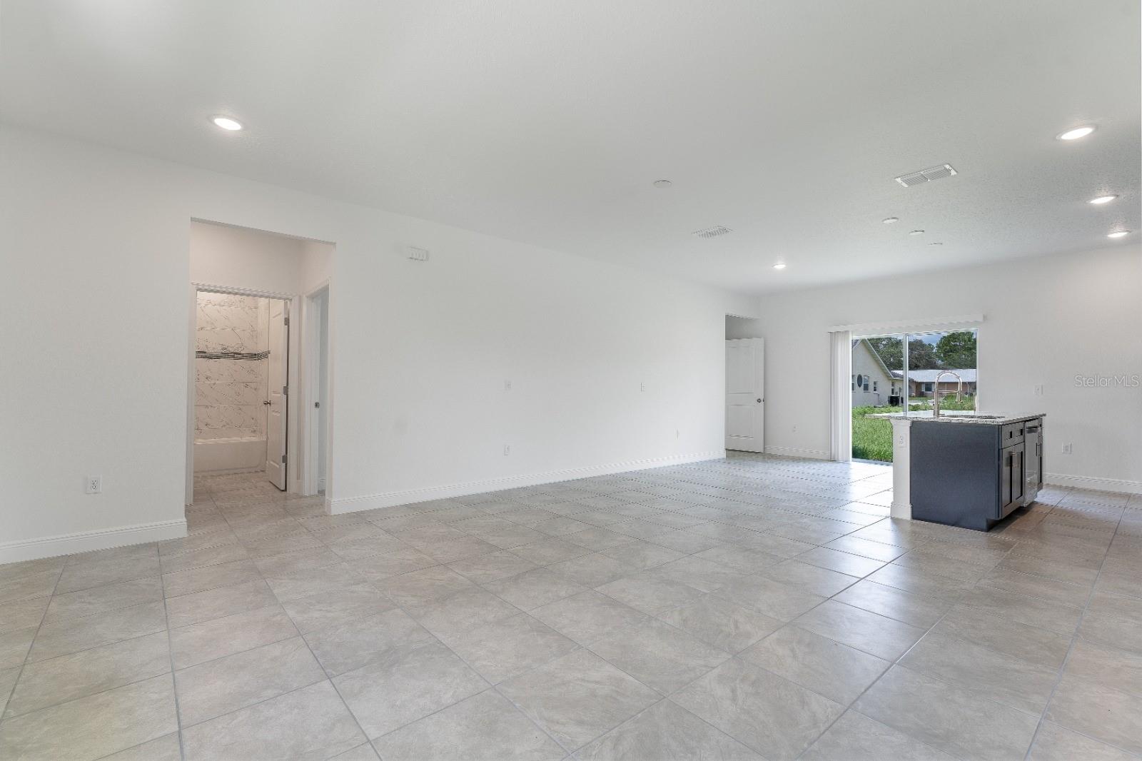 4033 Sw 139th Street Road Property Photo 6