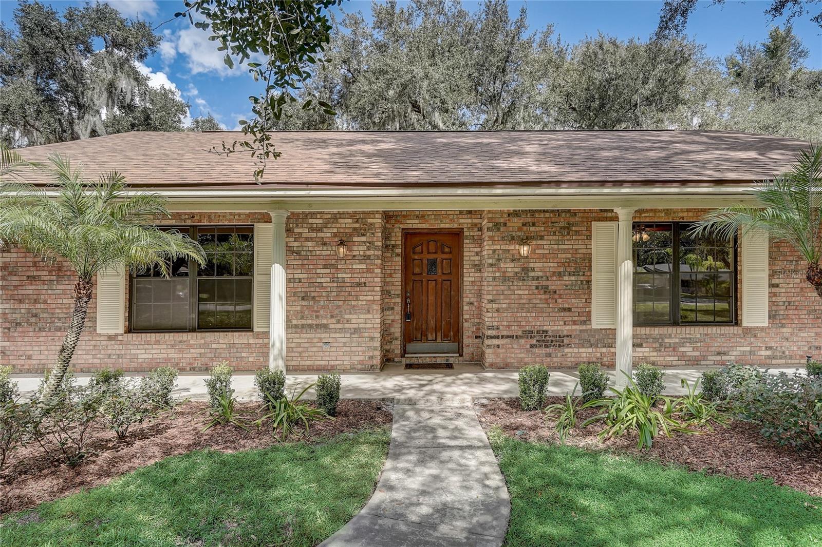 1601 Regal Oak Drive Property Photo 9