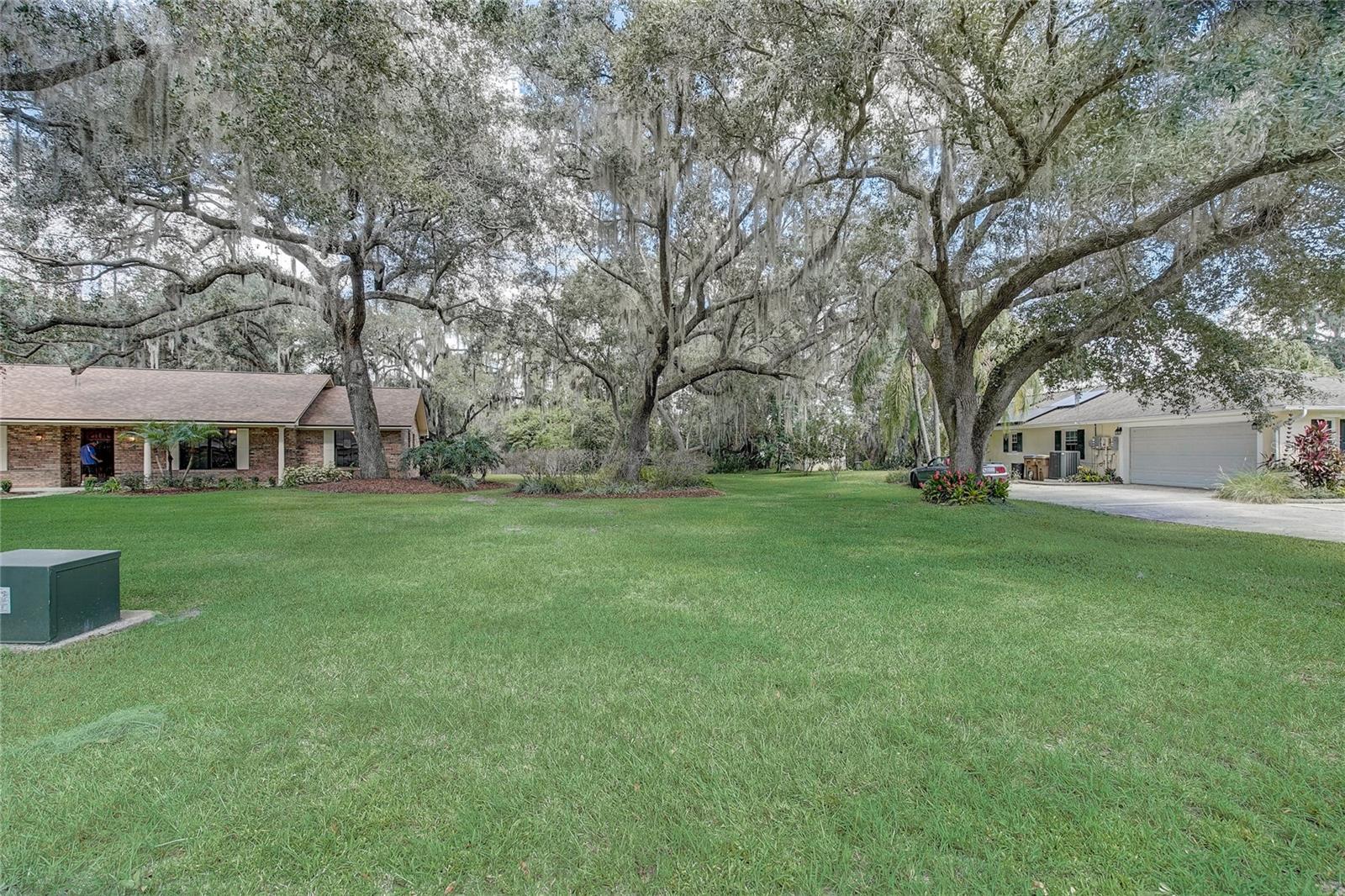 1601 Regal Oak Drive Property Photo 37