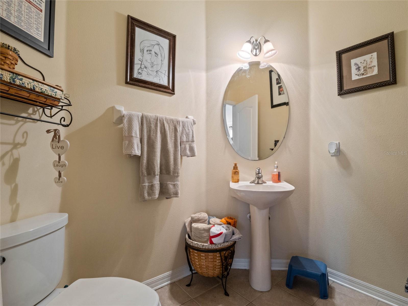 7011 Nobleton Dr Property Photo 22