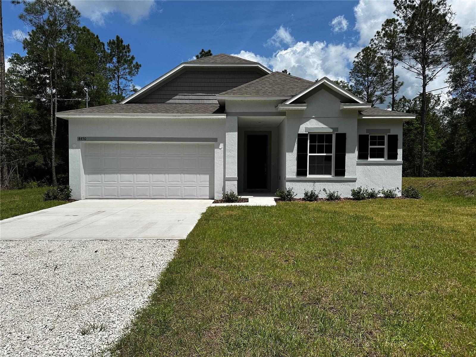 4450 Palatka Blvd Property Photo 2