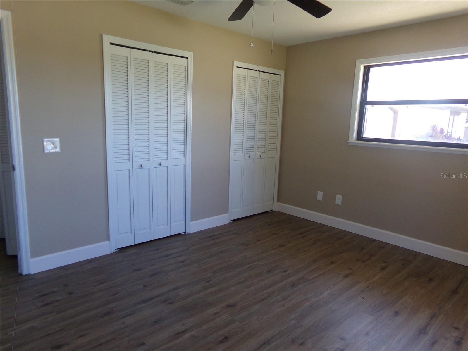 831 Abbott Ave Property Photo 33