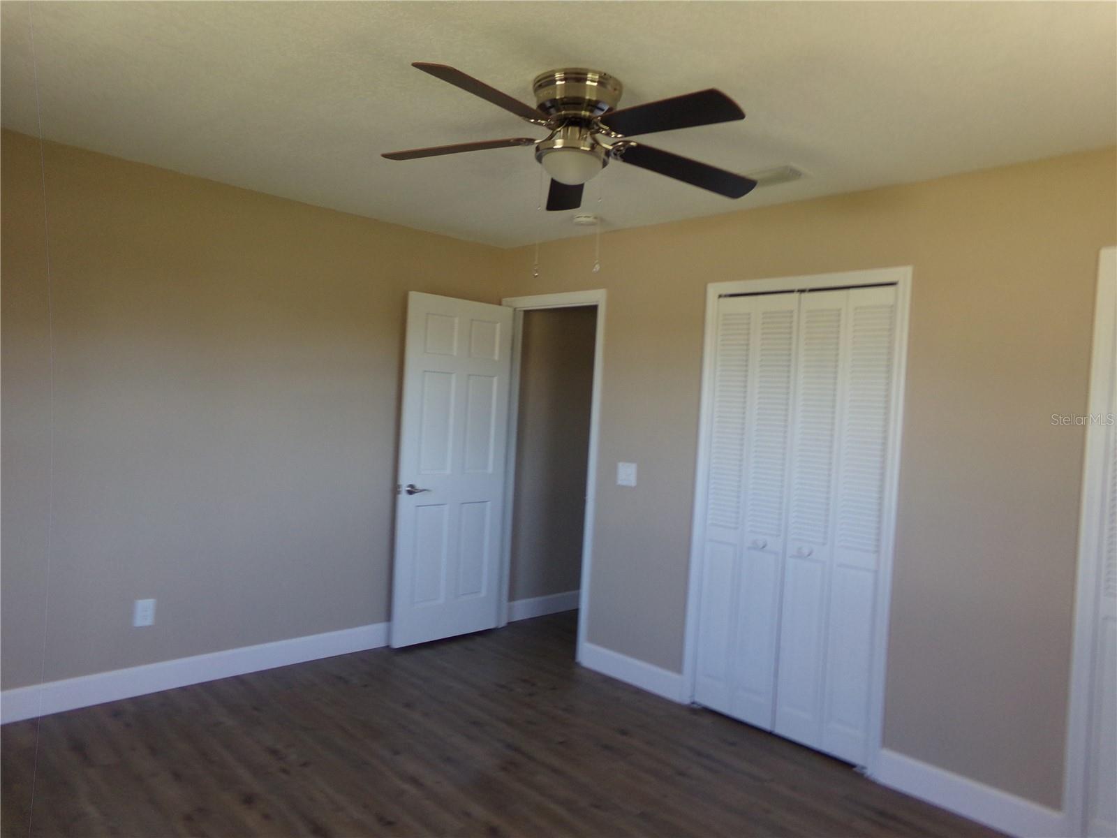 831 Abbott Ave Property Photo 34