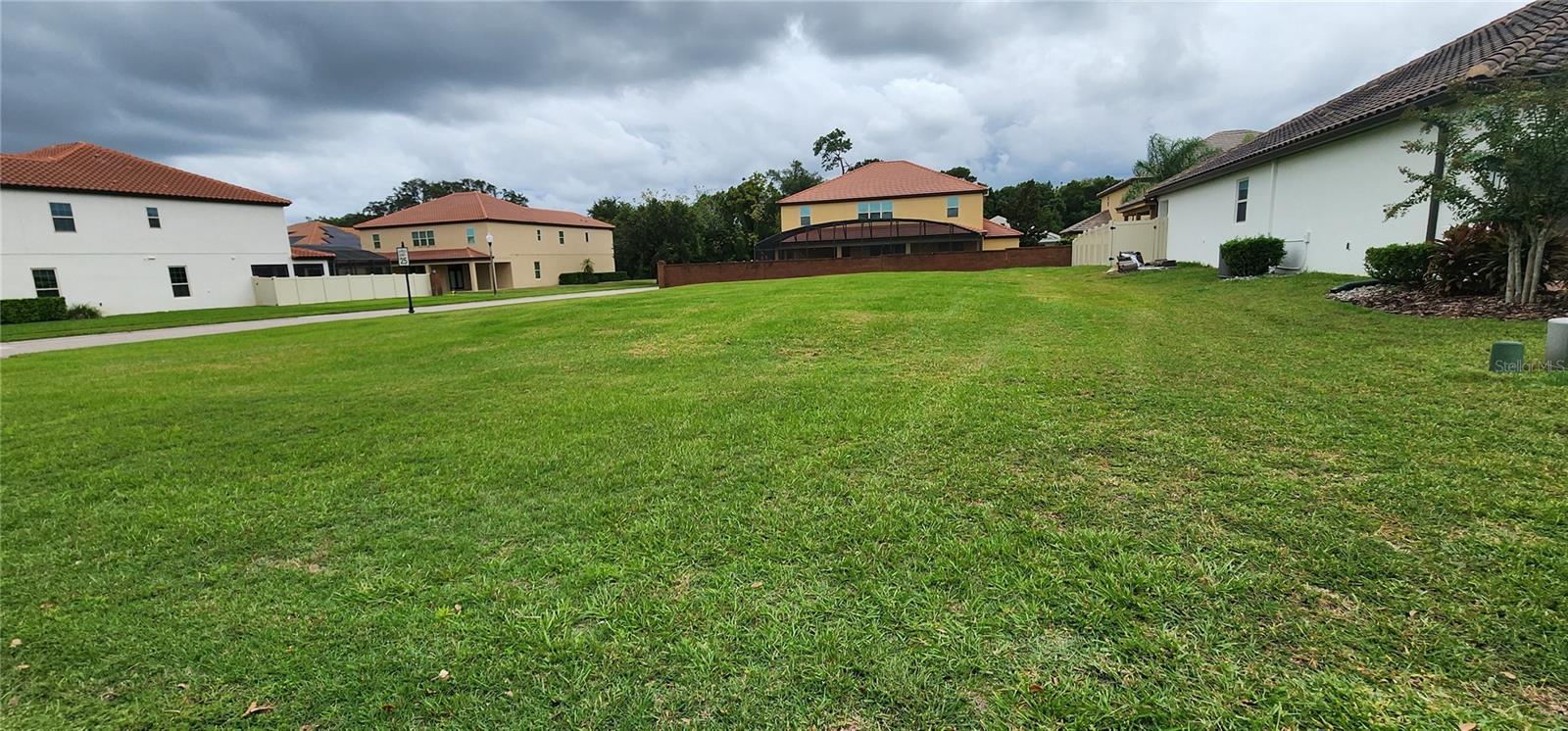 1198 Bella Vista Cir Property Photo 3