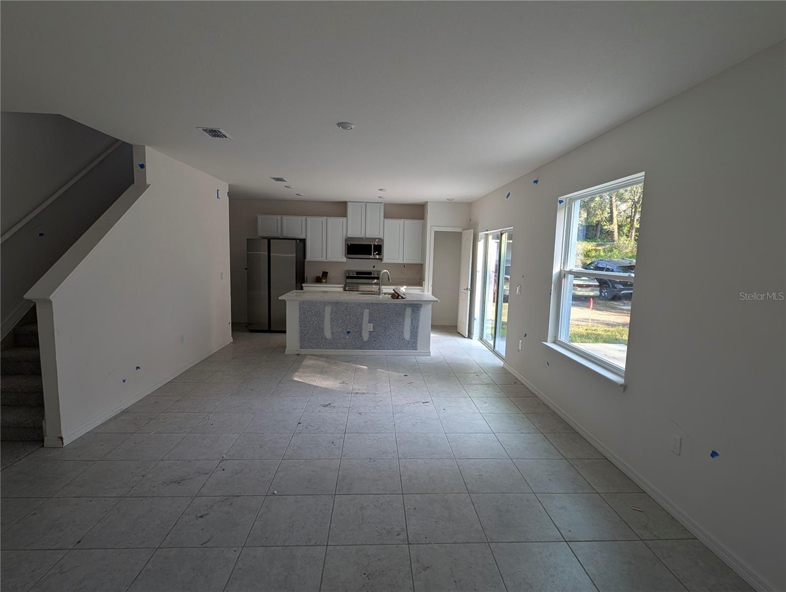 2090 Penn Dr Property Photo 3