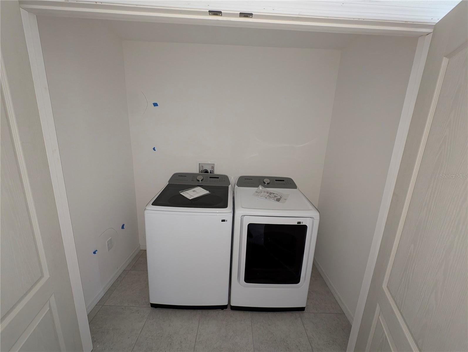 2090 Penn Dr Property Photo 4