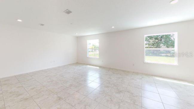 2090 Penn Dr Property Photo 10
