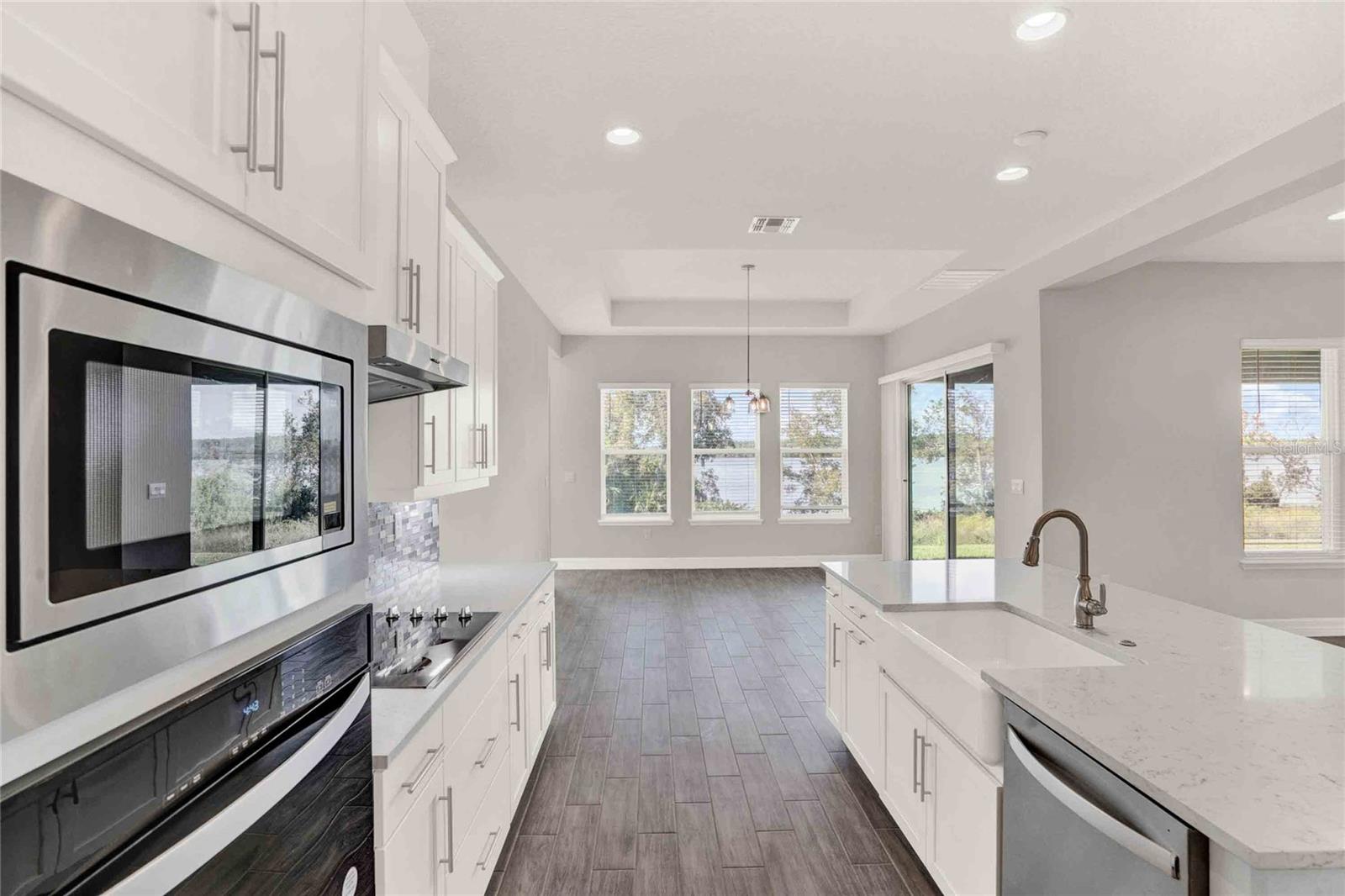 17814 Hither Hills Cir Property Photo 9