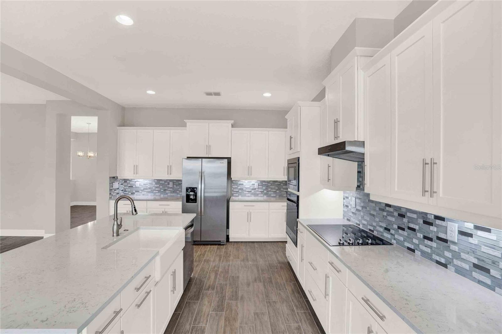17814 Hither Hills Cir Property Photo 10