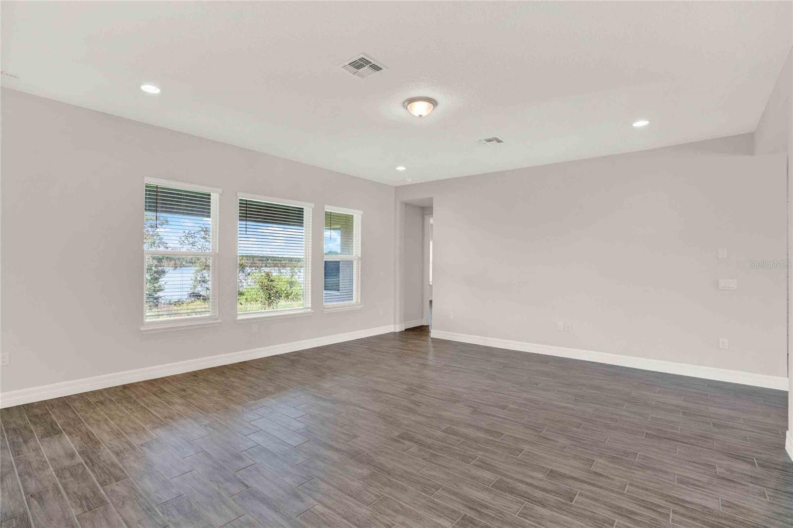 17814 Hither Hills Cir Property Photo 12