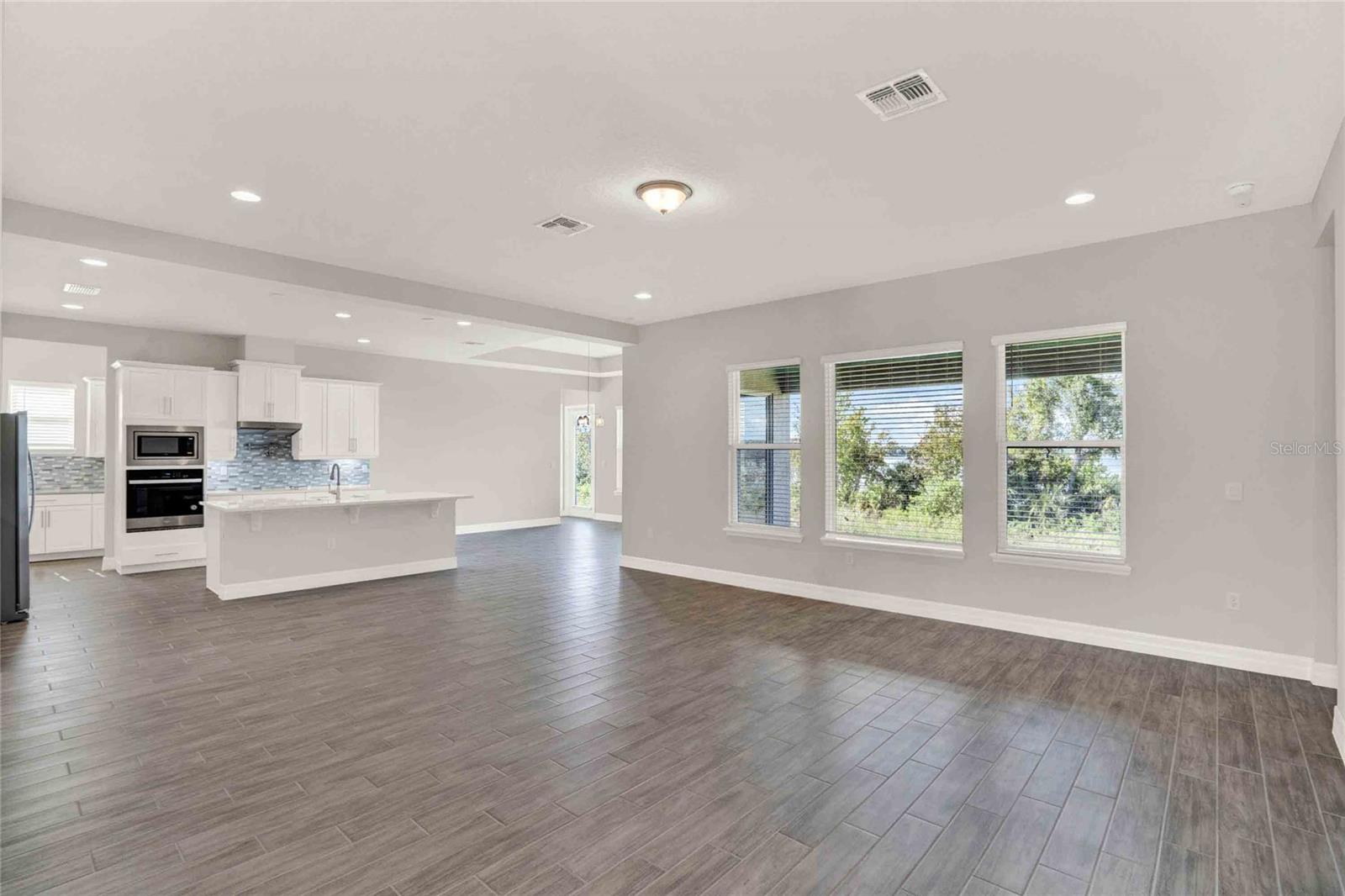 17814 Hither Hills Cir Property Photo 13