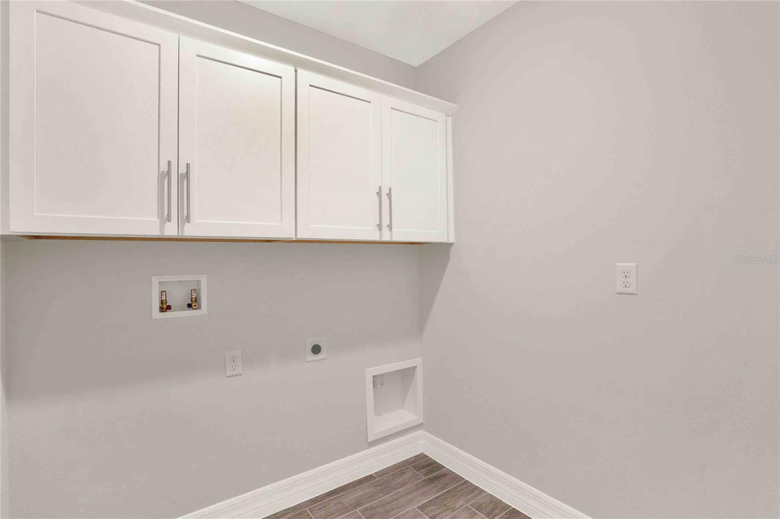 17814 Hither Hills Cir Property Photo 37