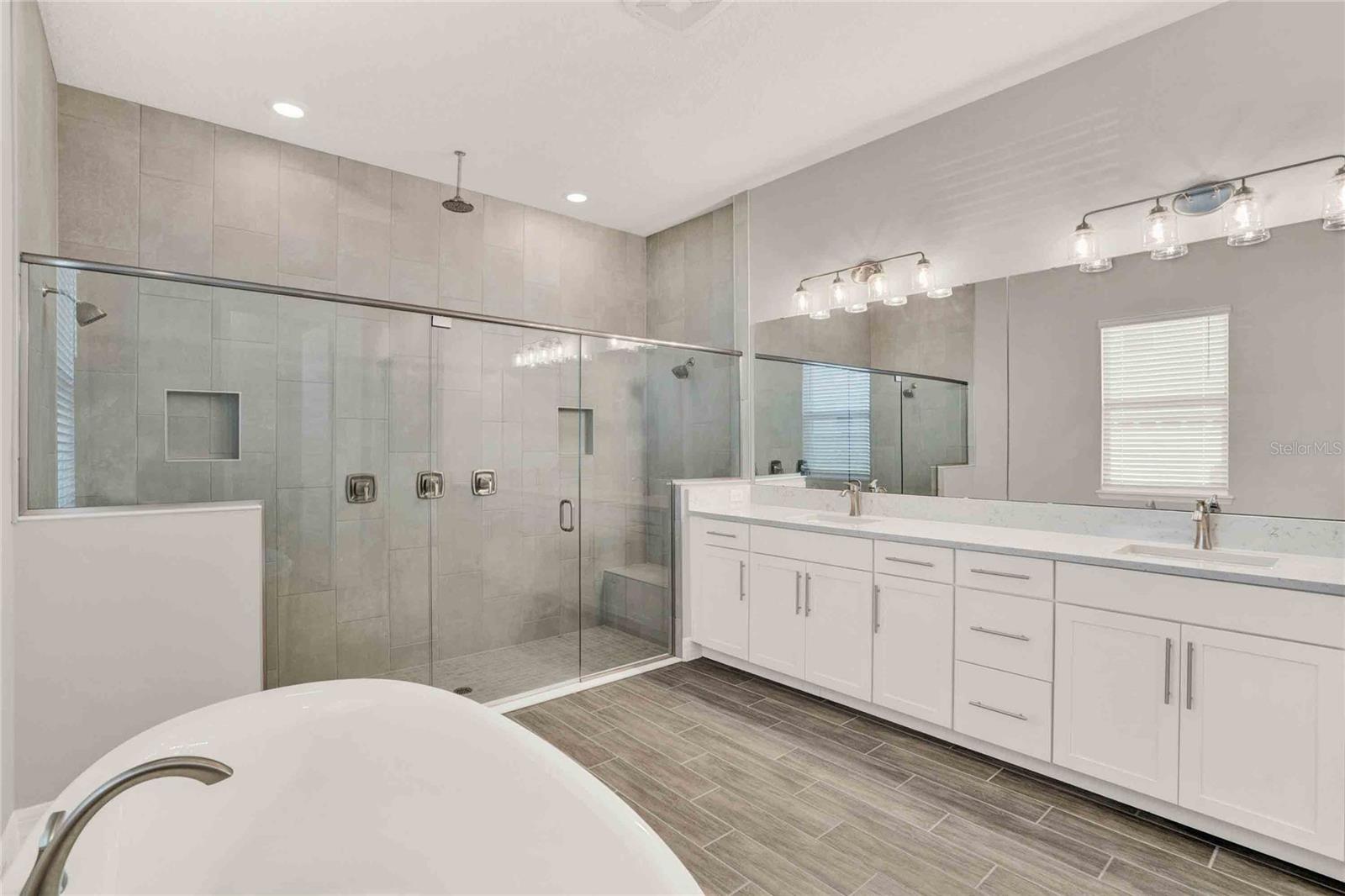 17814 Hither Hills Cir Property Photo 43
