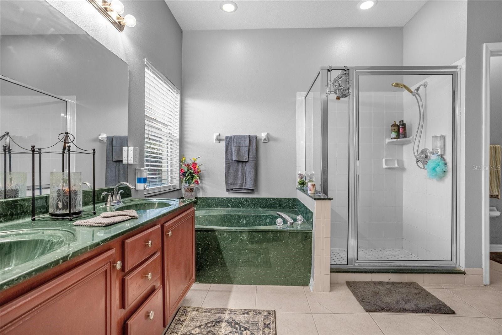 2570 Amaya Ter Property Photo 23