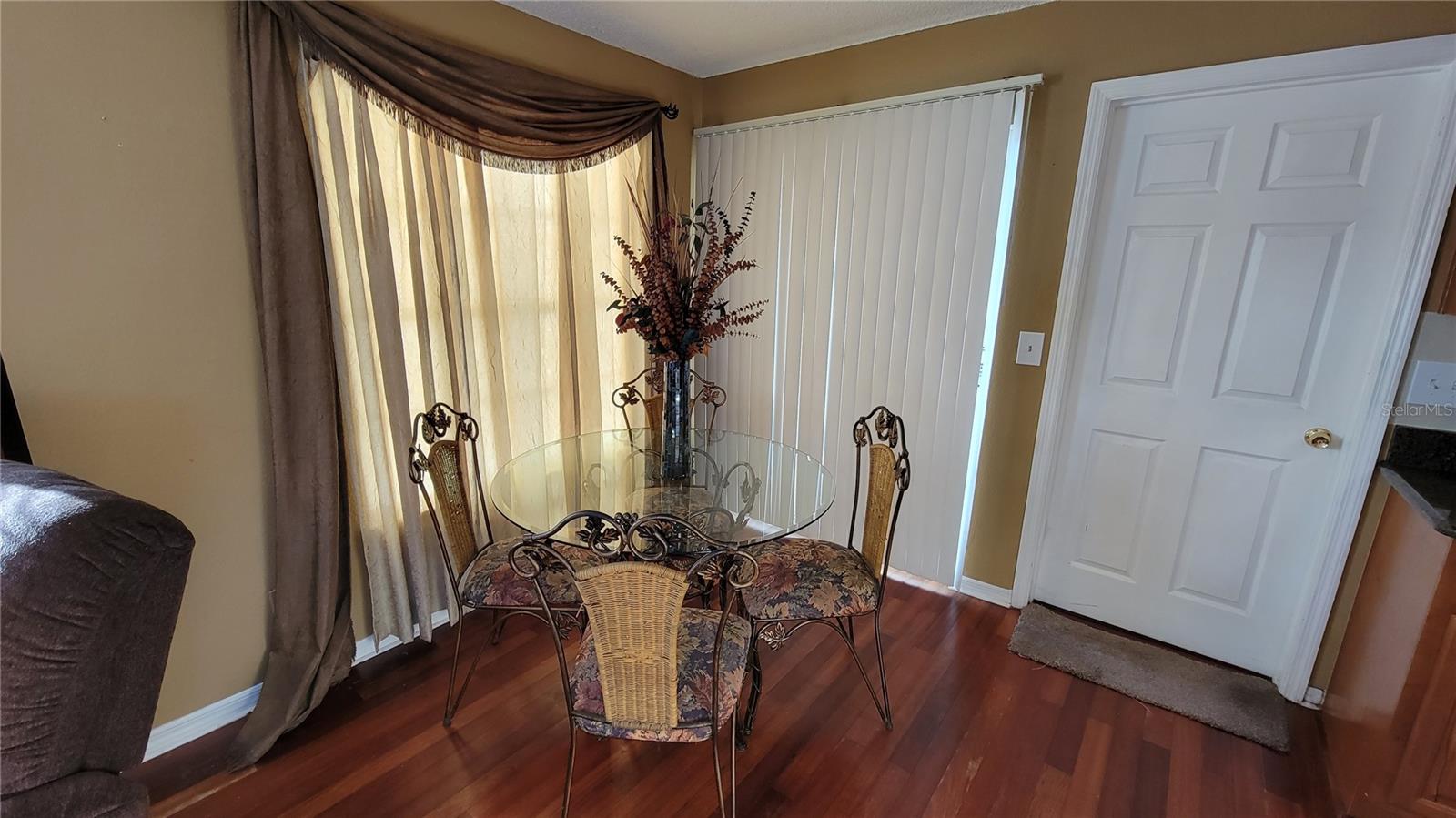 1069 S Hiawassee Rd #1317 Property Photo 6