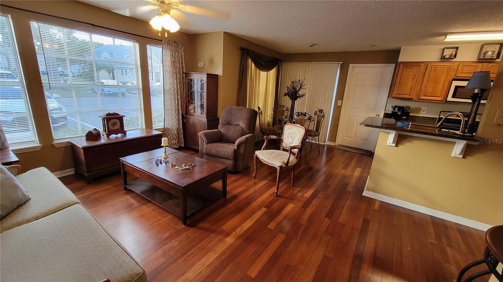 1069 S Hiawassee Rd #1317 Property Photo 11