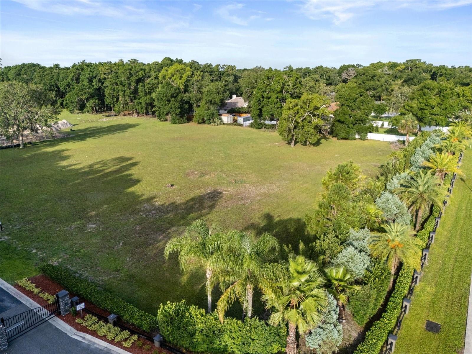314 Gravina Pt Property Photo 1