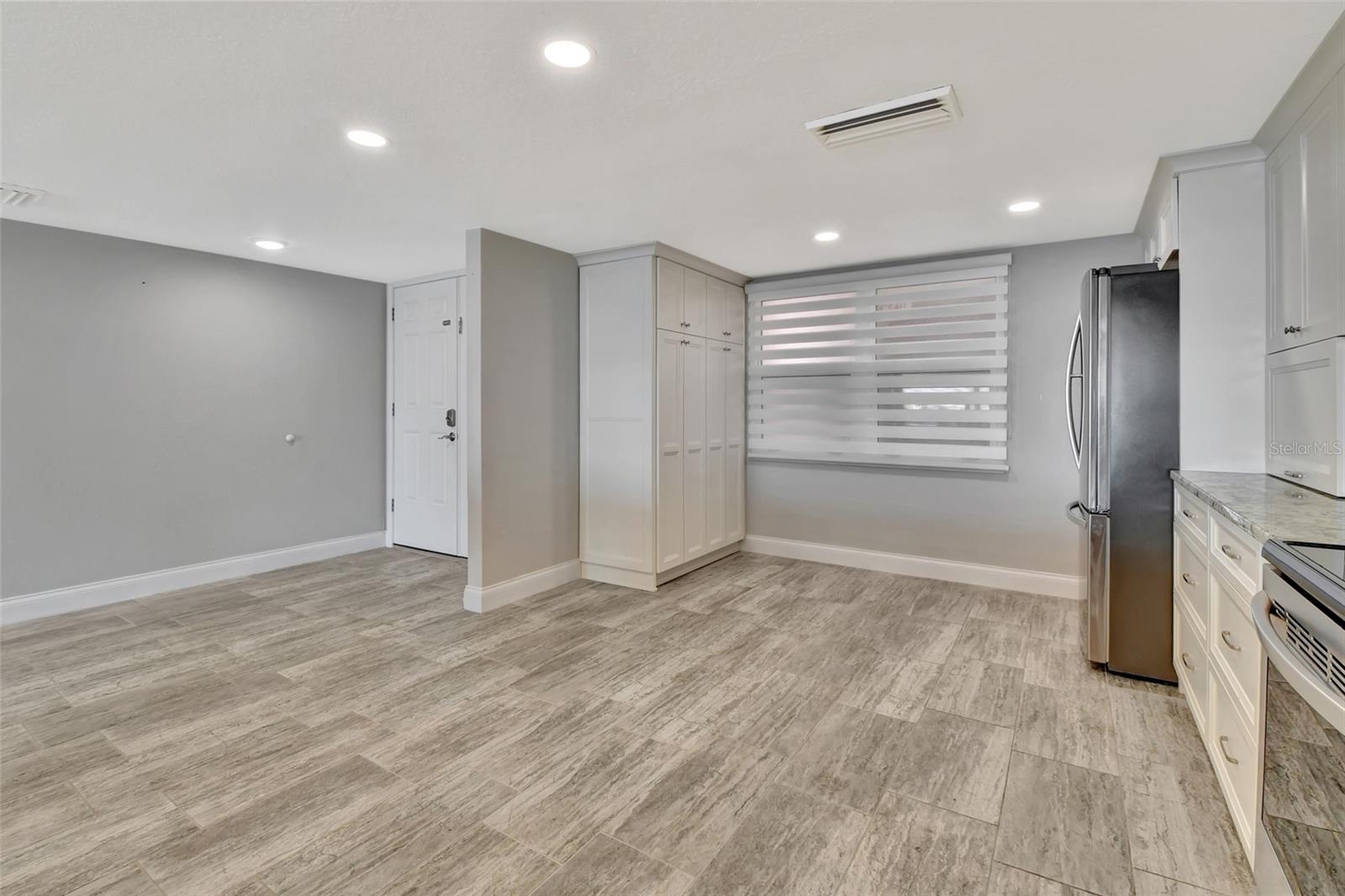 645 Marina Point Dr #6450 Property Photo 14