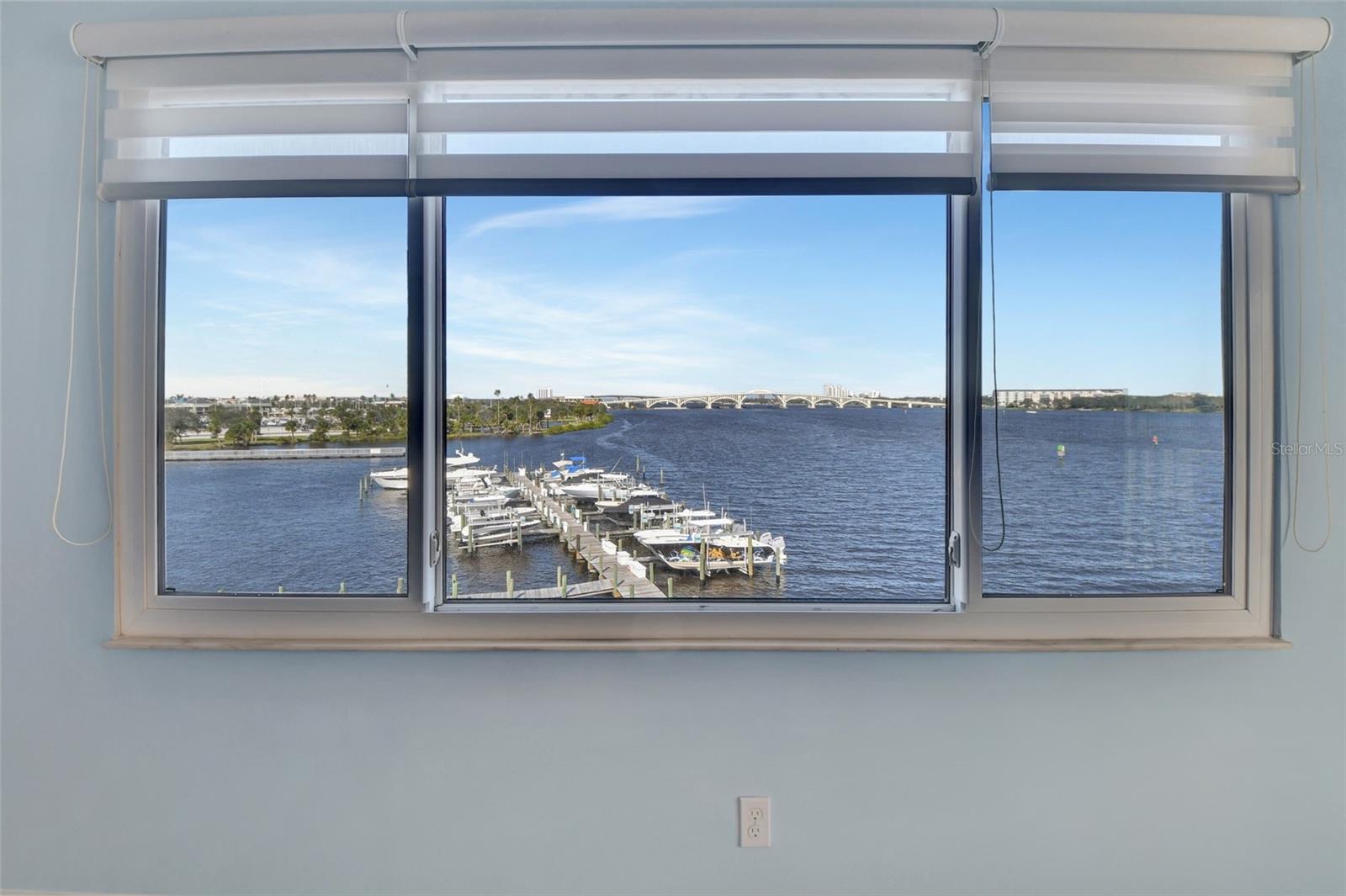 645 Marina Point Dr #6450 Property Photo 18