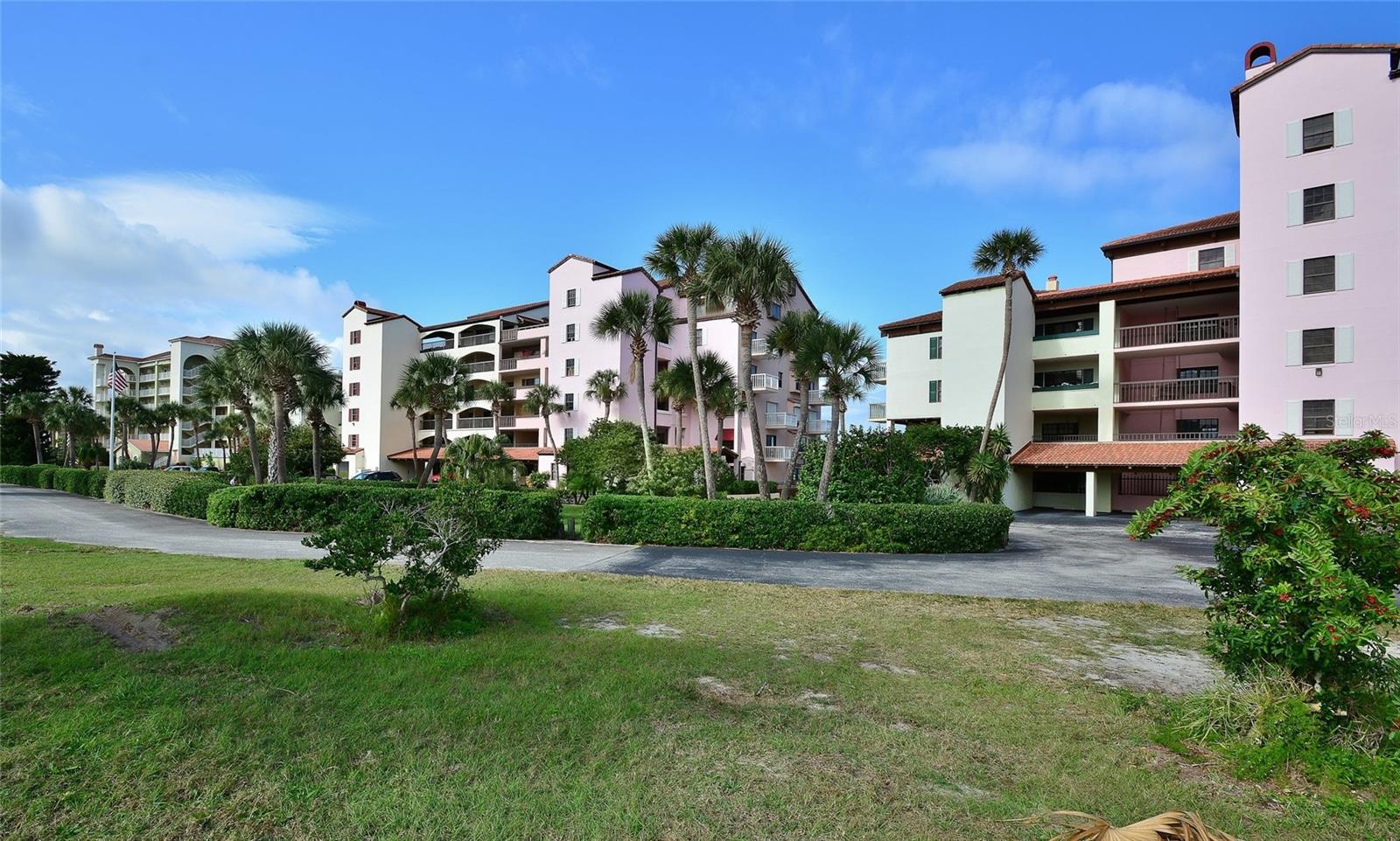 645 Marina Point Dr #6450 Property Photo 41
