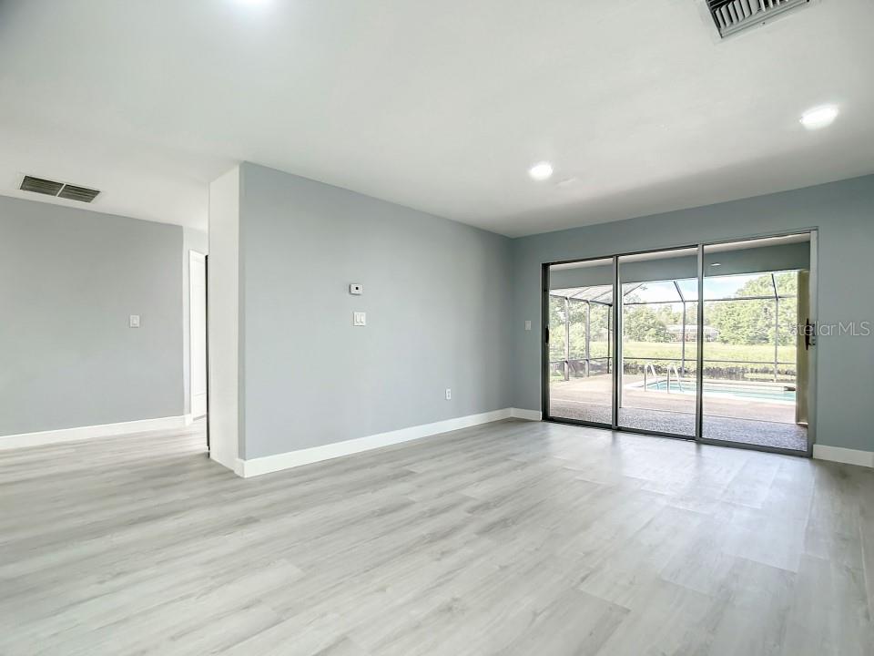 4281 Orange Grove Boulevard Property Photo 10