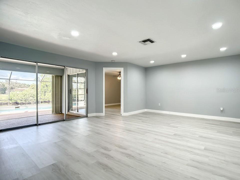 4281 Orange Grove Boulevard Property Photo 11