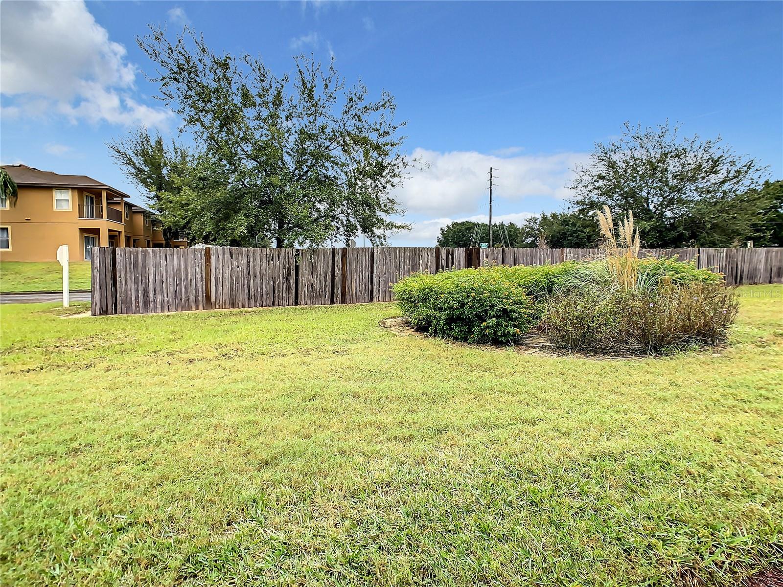 702 Calabria Ave Property Photo 42