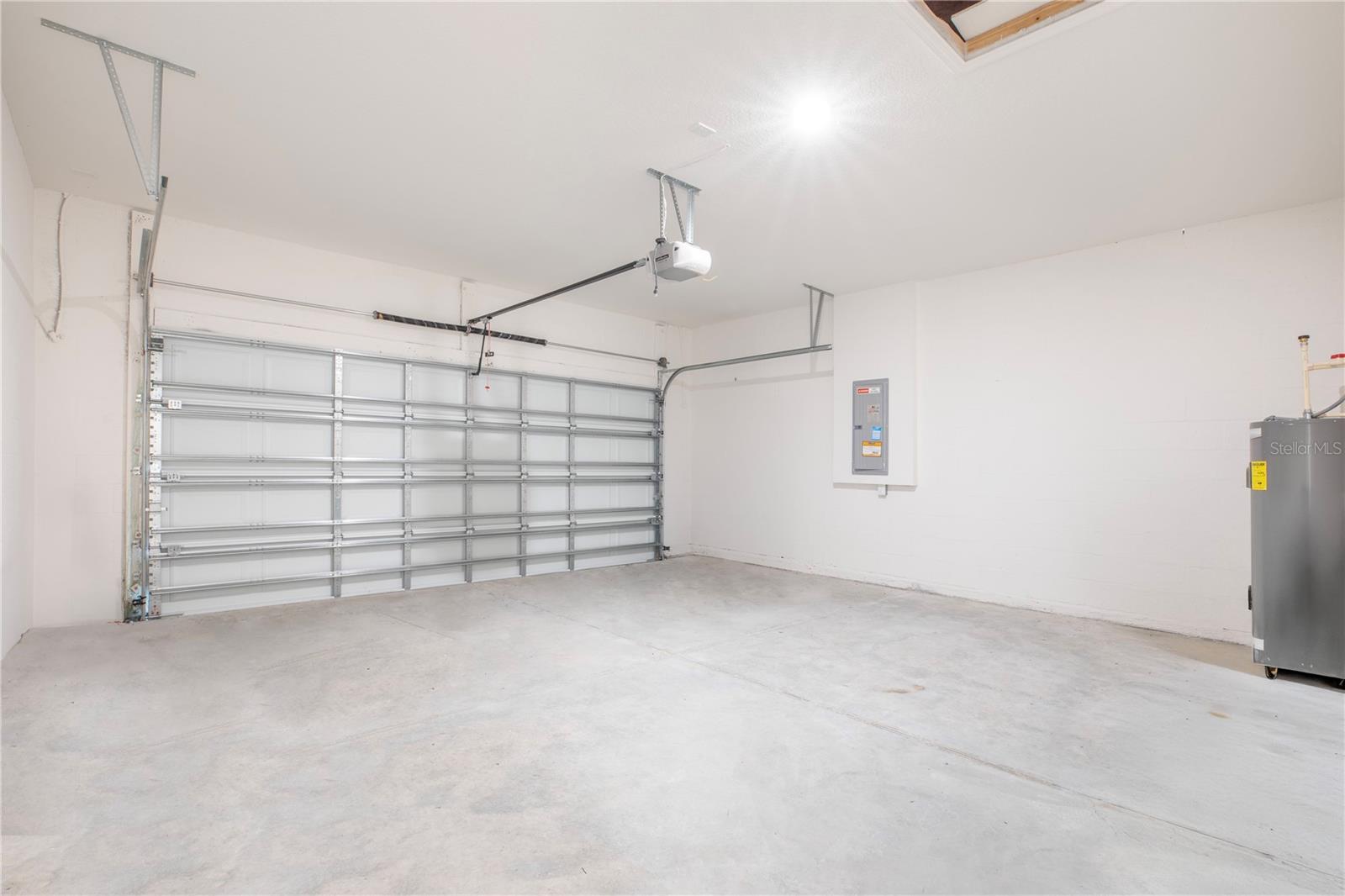 25388 Alicante Dr Property Photo 16