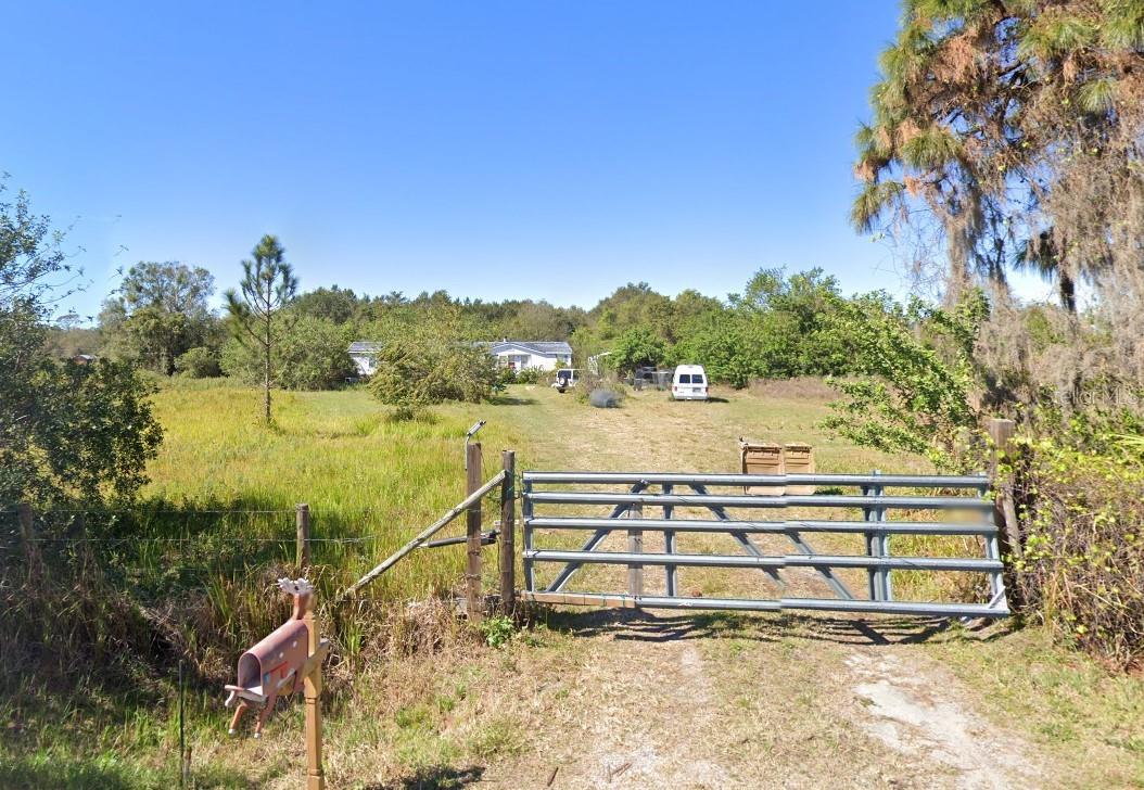 1240 Hackney Rd Property Photo 4