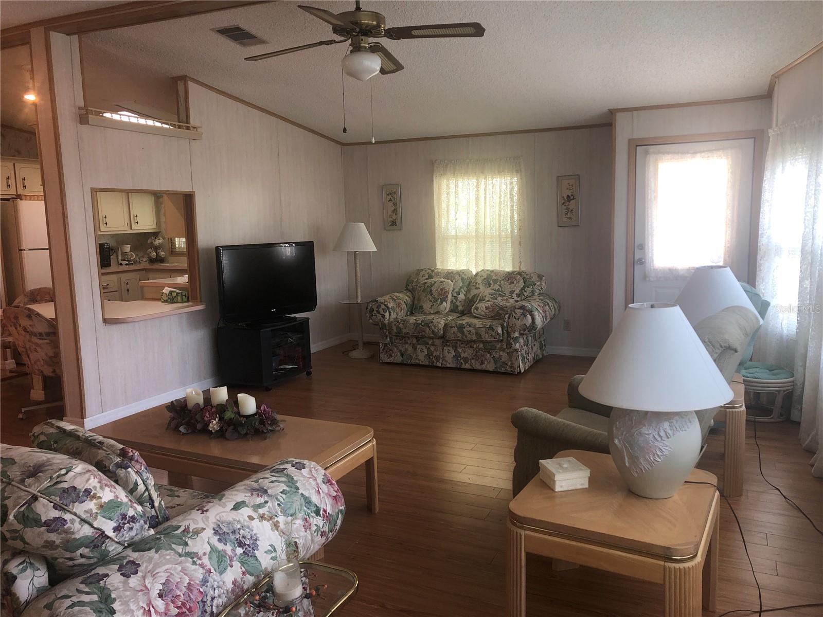 101 Darlene Court Property Photo 4