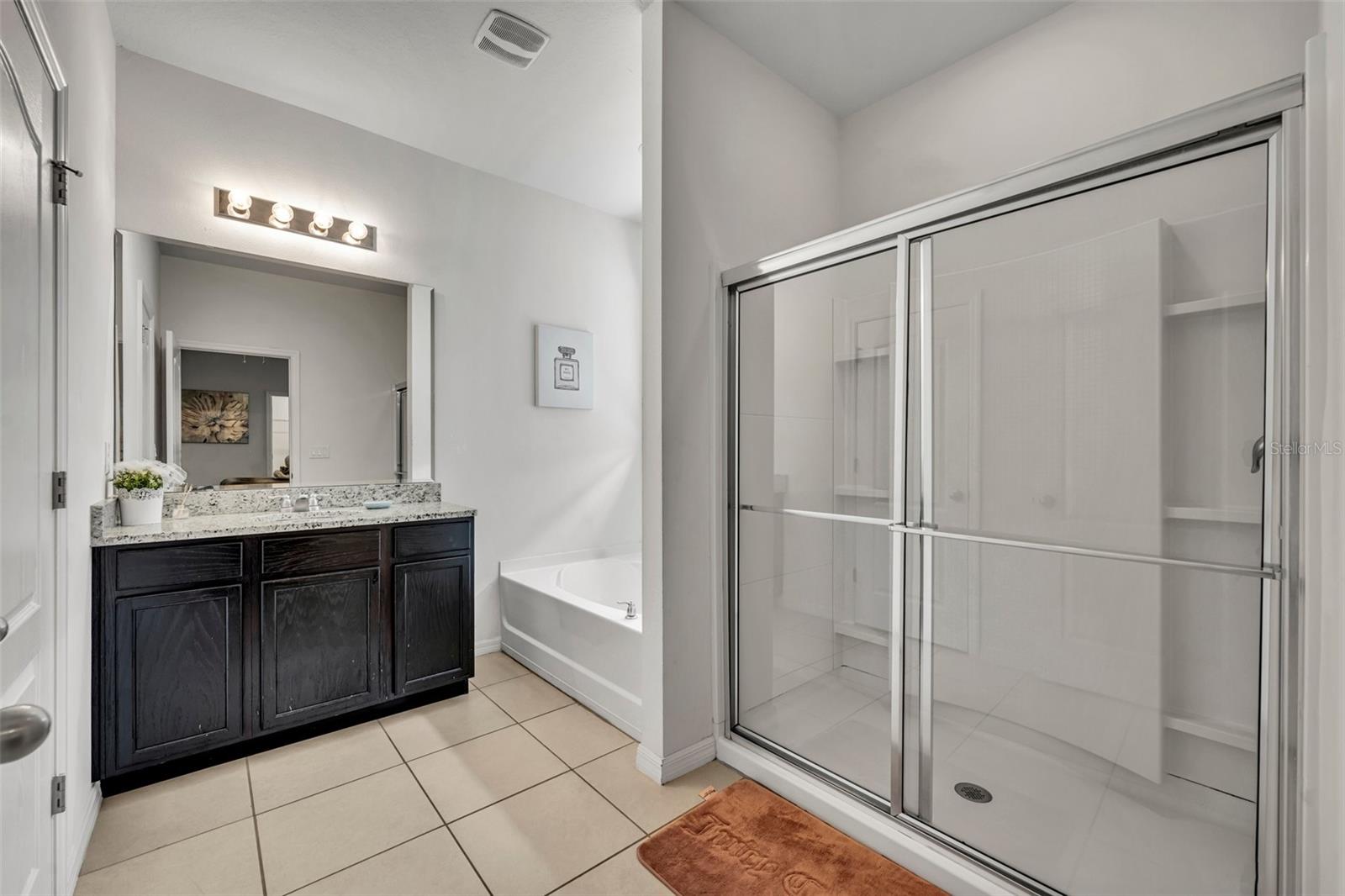 6078 Broad Oak Dr Property Photo 21